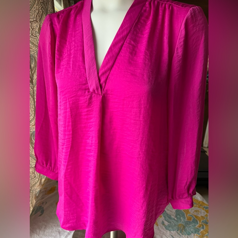 Vince Camuto fuscia  pink blouse size m